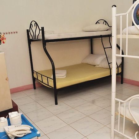 Constrell Pension House Tagbilaran Extérieur photo
