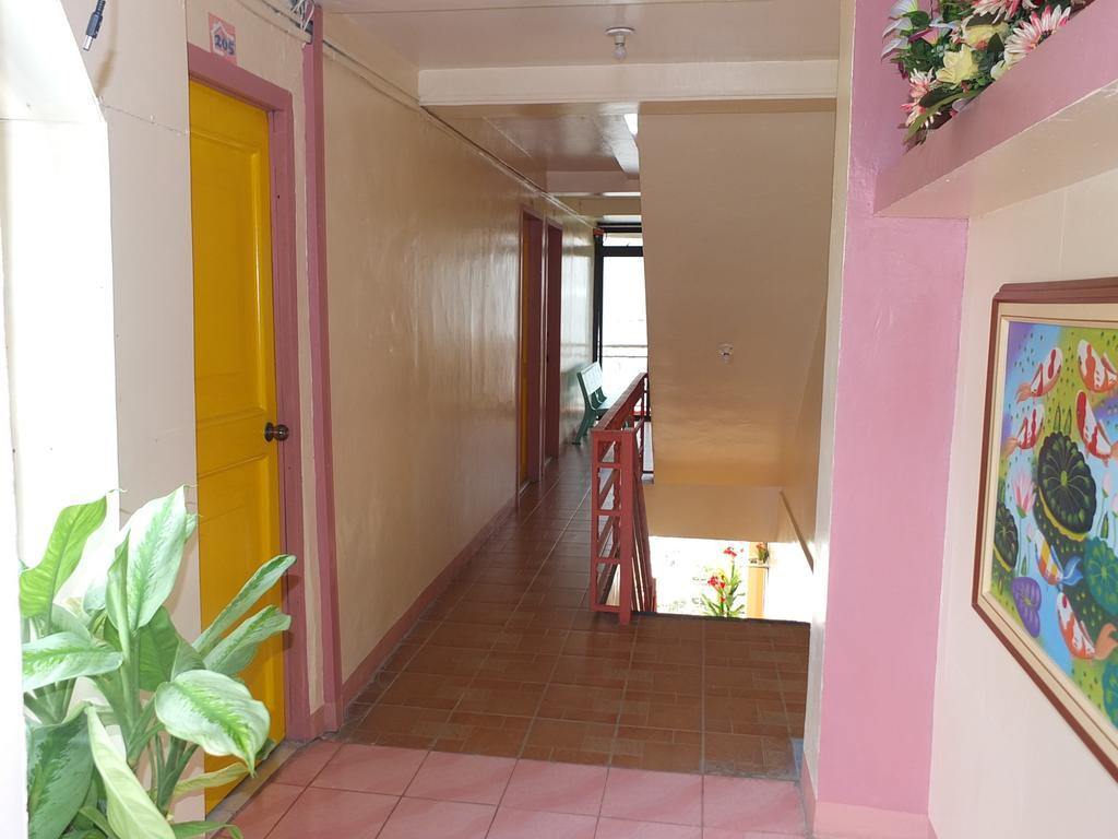 Constrell Pension House Tagbilaran Extérieur photo