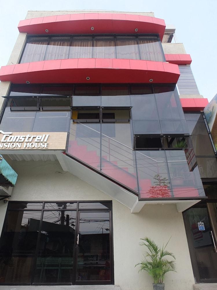 Constrell Pension House Tagbilaran Extérieur photo