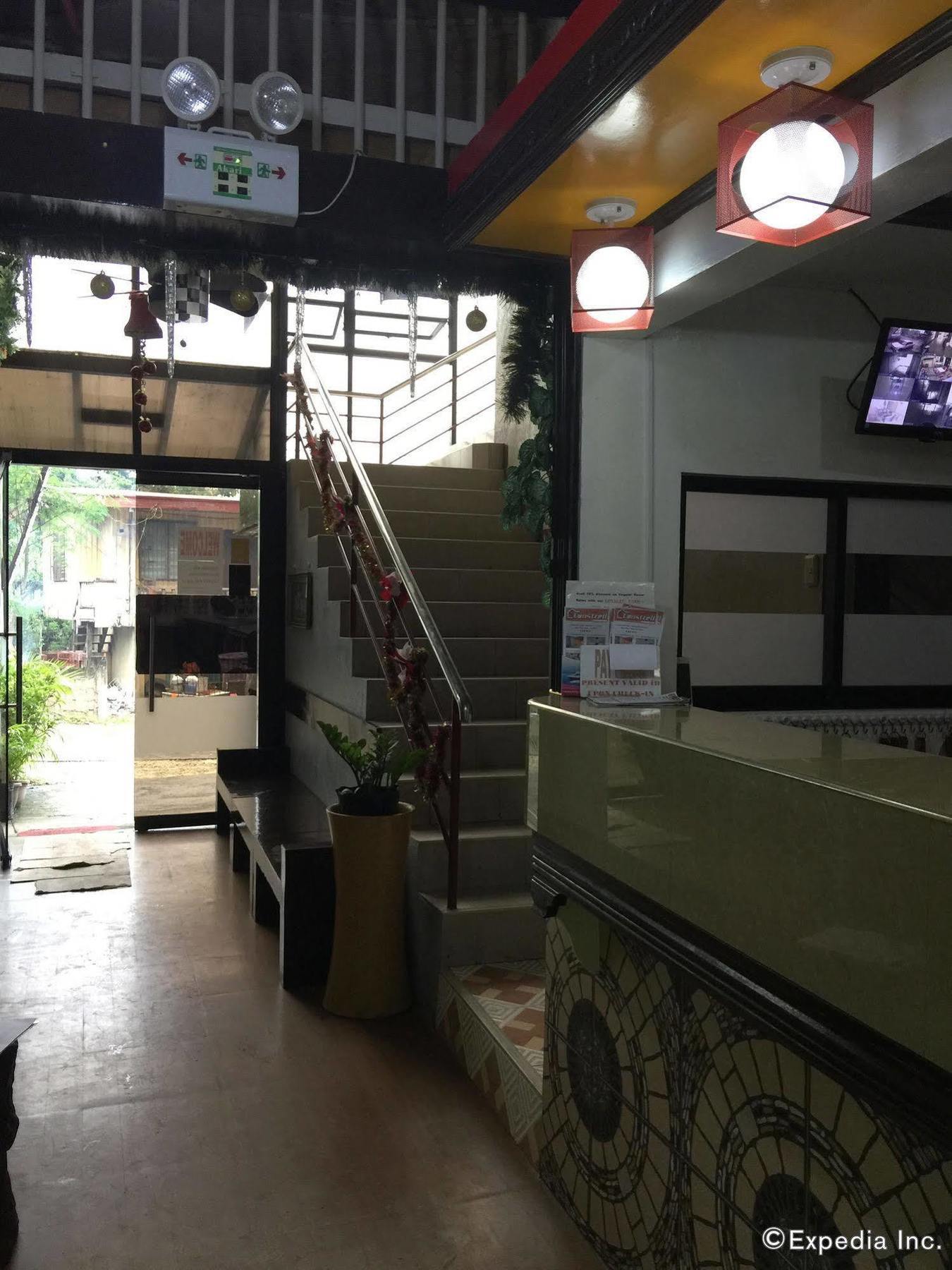 Constrell Pension House Tagbilaran Extérieur photo