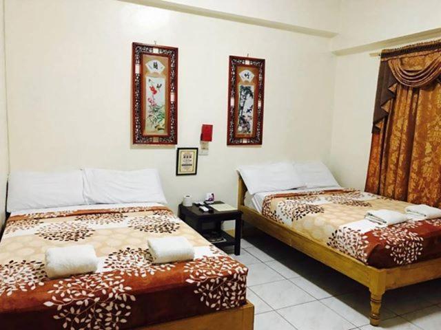 Constrell Pension House Tagbilaran Extérieur photo